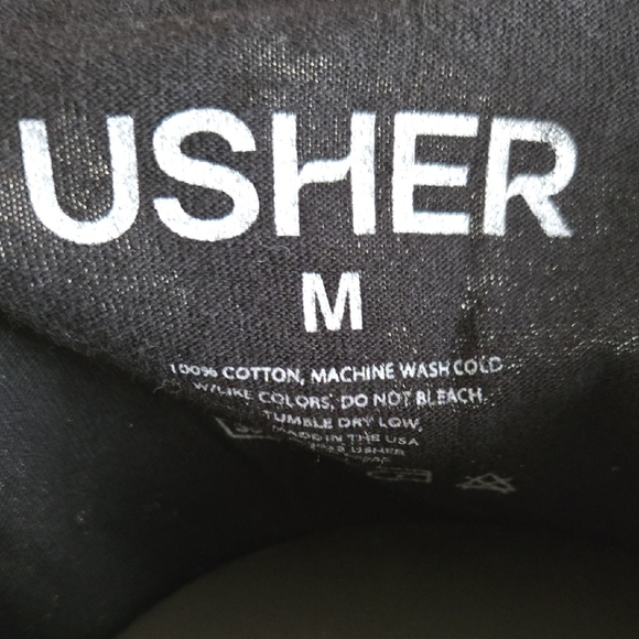 Usher Flipper's 2023 Vegas Residency Black and White Long Sleeve Tees - Picture 2 of 10